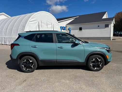 2024 Kia Seltos EX