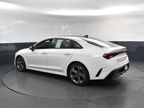 2022 Kia K5 EX