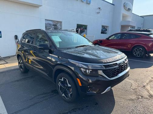 2024 Kia Seltos EX