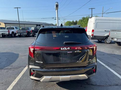 2024 Kia Seltos EX