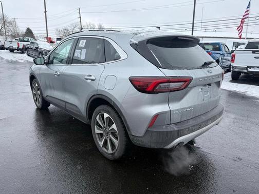 2024 Ford Escape Platinum