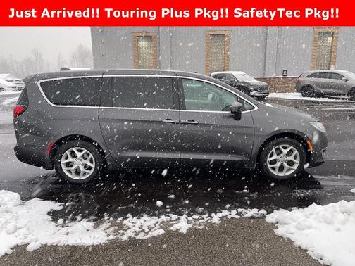 2018 Chrysler Pacifica Touring Plus