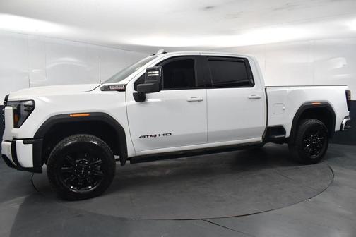 2025 GMC Sierra 2500 AT4