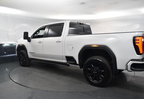 2025 GMC Sierra 2500 AT4