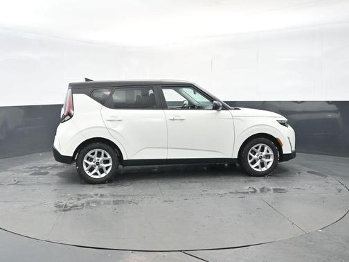 2023 Kia Soul S