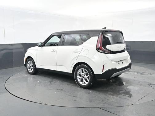 2023 Kia Soul S