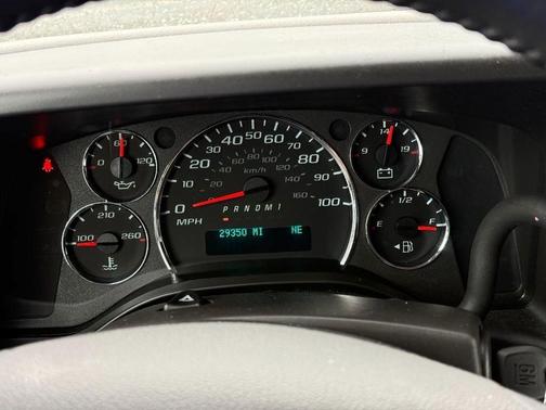 2022 Chevrolet Express 3500 LS