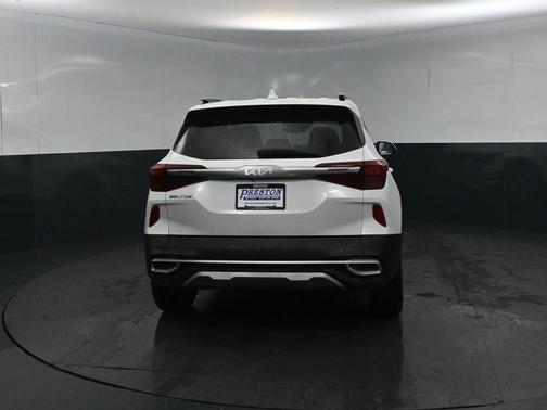 2023 Kia Seltos EX