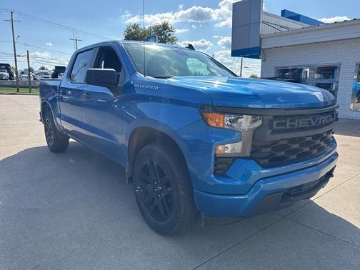 2023 Chevrolet Silverado 1500 Custom