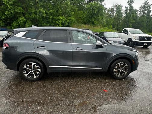2024 Kia Sportage EX