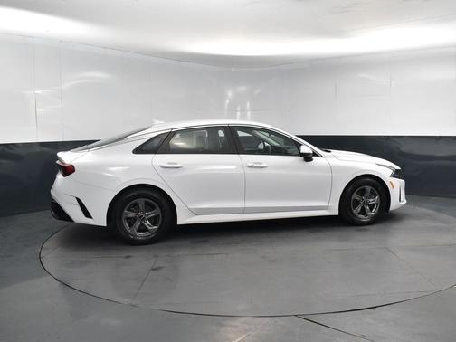2024 Kia K5 LXS