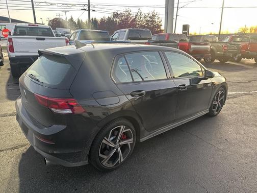 2025 Volkswagen Golf GTI 2.0T SE