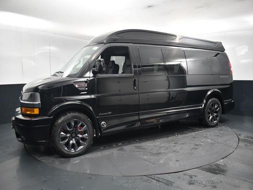 2025 Chevrolet Express 2500 Work Van