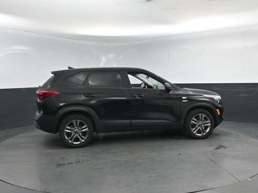 2022 Kia Seltos LX