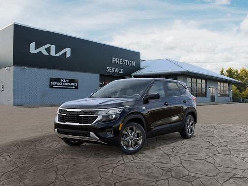 2025 Kia Seltos LX