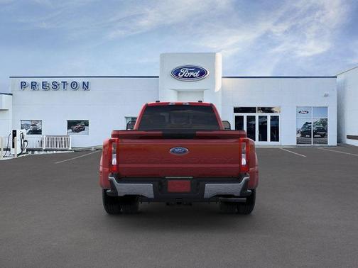 2025 Ford F-350 XLT
