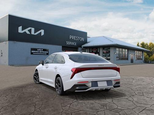 2025 Kia K5 LXS