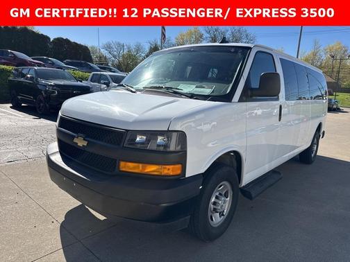 2022 Chevrolet Express 3500 LS