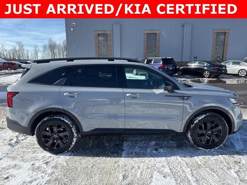 2023 Kia Sorento X-Line S