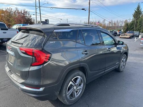 2021 GMC Terrain SLT