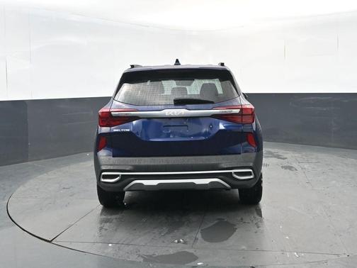 2022 Kia Seltos EX
