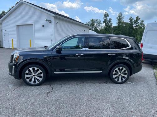 2021 Kia Telluride S