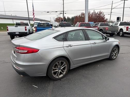2020 Ford Fusion SEL