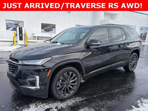 2023 Chevrolet Traverse RS