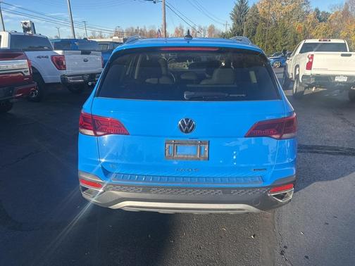 2023 Volkswagen Taos 1.5T SE