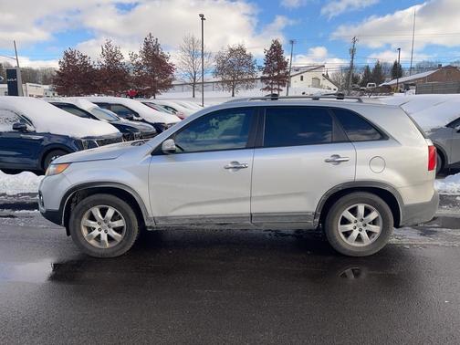 2012 Kia Sorento LX