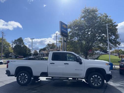 2024 Chevrolet Silverado 2500 Custom