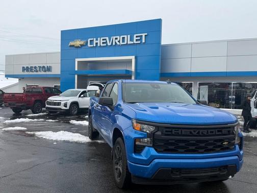 2025 Chevrolet Silverado 1500 Custom