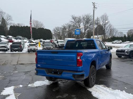 2025 Chevrolet Silverado 1500 Custom
