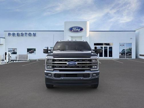 2025 Ford F-350 Lariat Super Duty