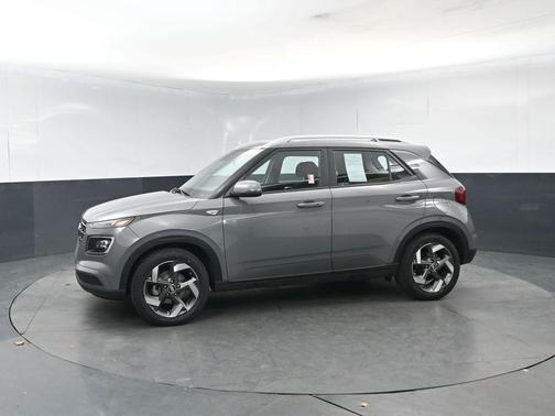 2021 Hyundai VENUE SEL