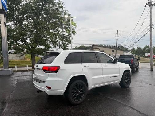 2019 Jeep Grand Cherokee Altitude