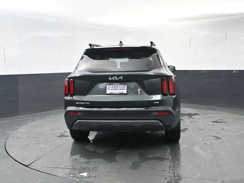 2023 Kia Sorento X-Line S