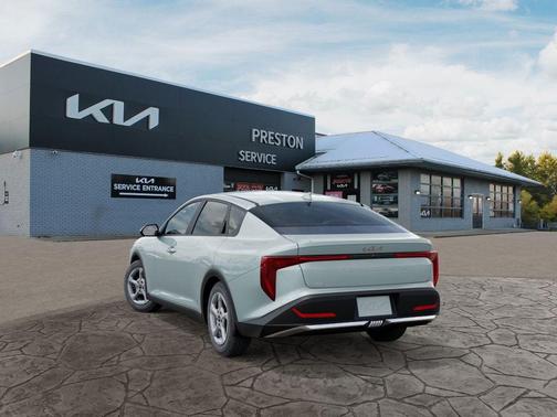 2025 Kia K4 LXS