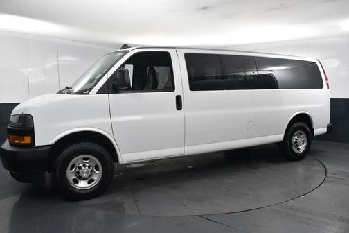 2022 Chevrolet Express 3500 LS
