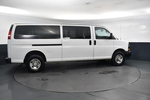 2022 Chevrolet Express 3500 LS