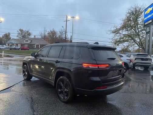 2023 Jeep Grand Cherokee L Laredo