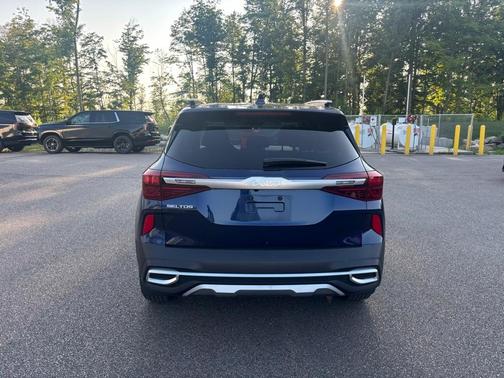 2022 Kia Seltos EX