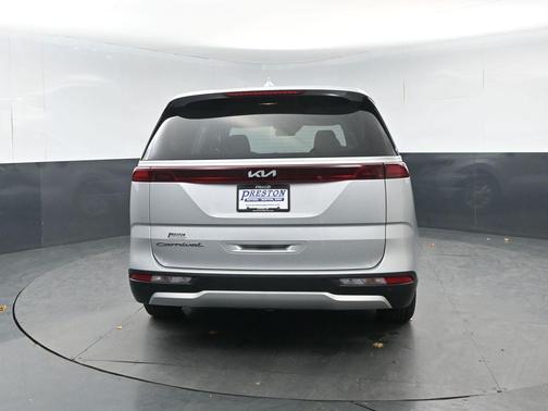 2022 Kia Carnival LXS