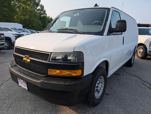 2025 Chevrolet Express 2500 Work Van