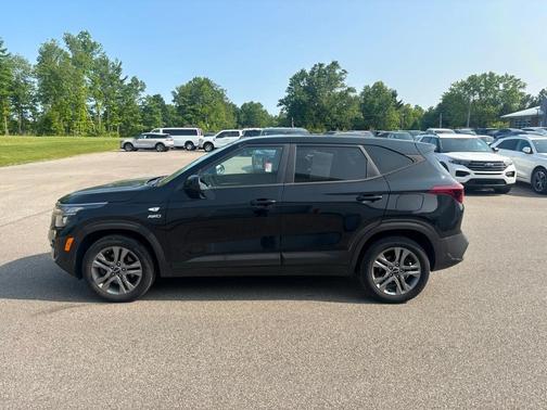 2023 Kia Seltos LX
