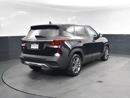 2023 Kia Seltos LX