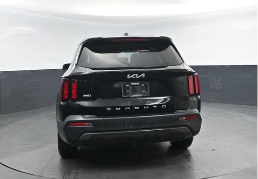 2022 Kia Sorento LX