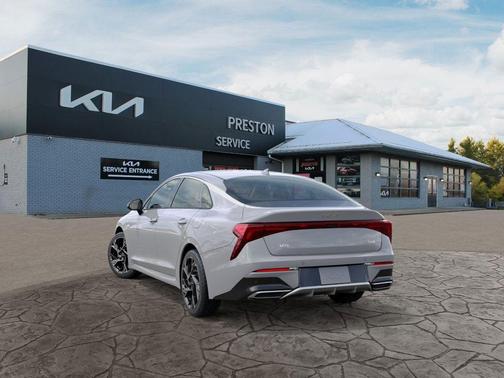 2025 Kia K5 GT-Line