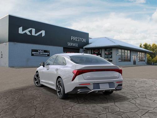2025 Kia K5 GT-Line