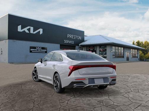 2025 Kia K5 GT-Line